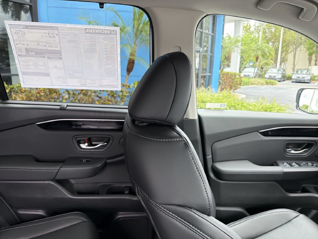 New 2026 Honda Pilot EX-L image 16