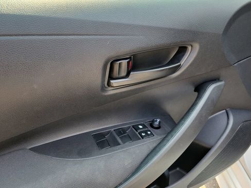 Used 2024 Toyota Corolla LE FWD image 24