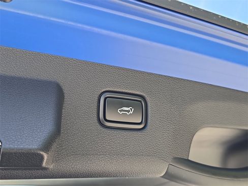 New 2026 Kia Sportage EX image 11