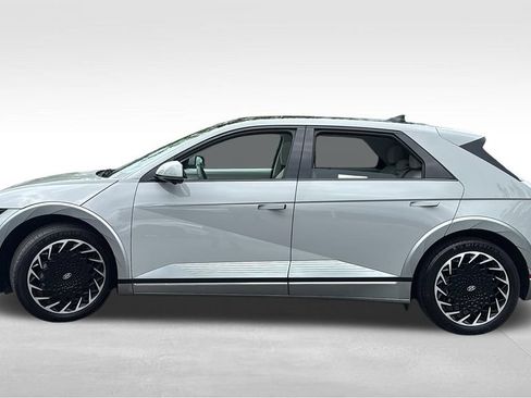 Used 2024 Hyundai Ioniq 5 Limited AWD/4WD image 4