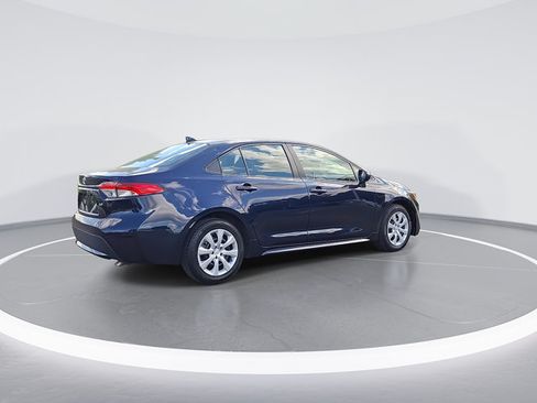 Used 2020 Toyota Corolla LE FWD image 9