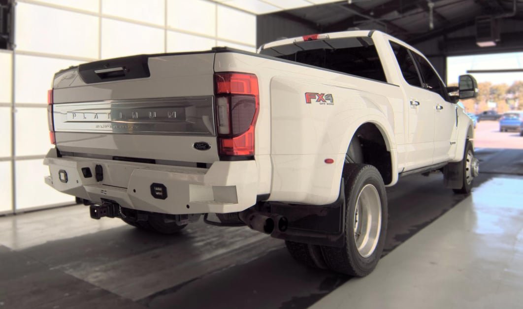 Used 2021 Ford F450 Platinum w/ FX4 Off-Road Package AWD/4WD image 3