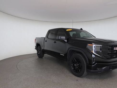Used 2023 GMC Sierra 1500 Elevation AWD/4WD image 28