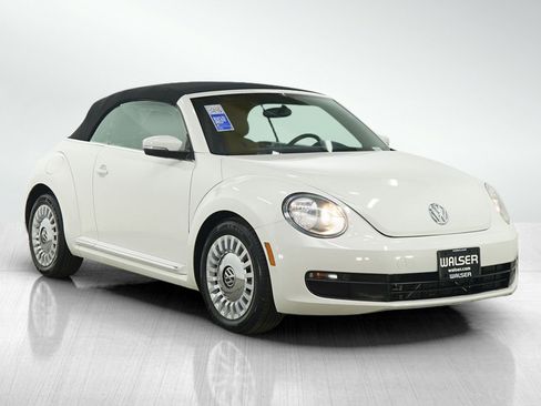 Used 2013 Volkswagen Beetle 2.5 image 7