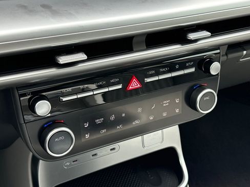 New 2026 Hyundai Ioniq 9 Calligraphy AWD/4WD image 28