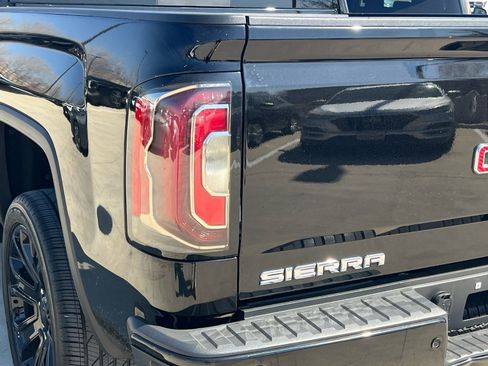 Used 2018 GMC Sierra 1500 Denali w/ Denali Ultimate Package image 13