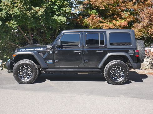 Used 2021 Jeep Wrangler Unlimited Rubicon w/ Steel Bumper Group image 19