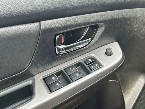 Used 2017 Subaru Crosstrek 2.0i Limited w/ Popular Package #2 image 18