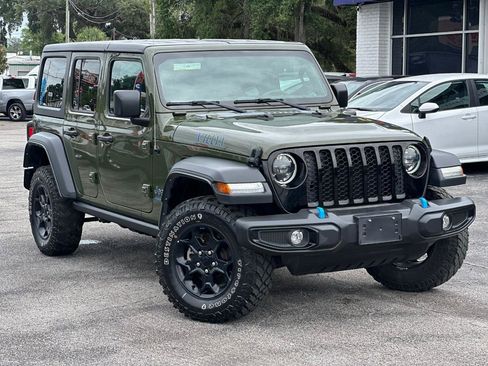 Used 2023 Jeep Wrangler Unlimited w/ Cold Weather Group AWD/4WD image 5
