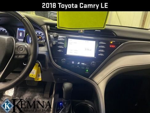 Used 2018 Toyota Camry LE image 18