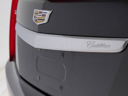 Used 2017 Cadillac XTS Luxury w/ Driver Awareness Package FWD image 19