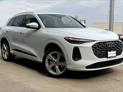 New 2025 Audi Q5 2.0T Premium Plus