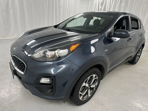 Used 2022 Kia Sportage LX image 7