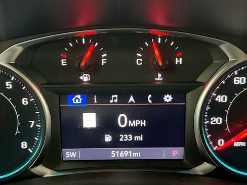 Used 2023 Chevrolet Equinox RS w/ RS Leather Package AWD/4WD image 13