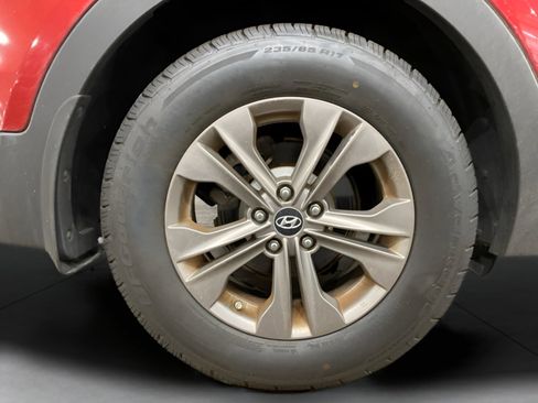 Used 2013 Hyundai Santa Fe Sport image 16