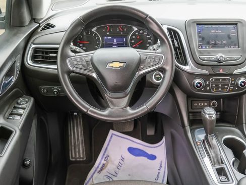 Used 2021 Chevrolet Equinox LT image 18