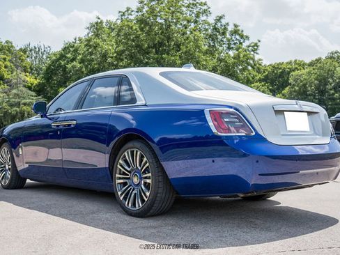 Used 2023 Rolls-Royce Ghost w/ Ghost Package image 6