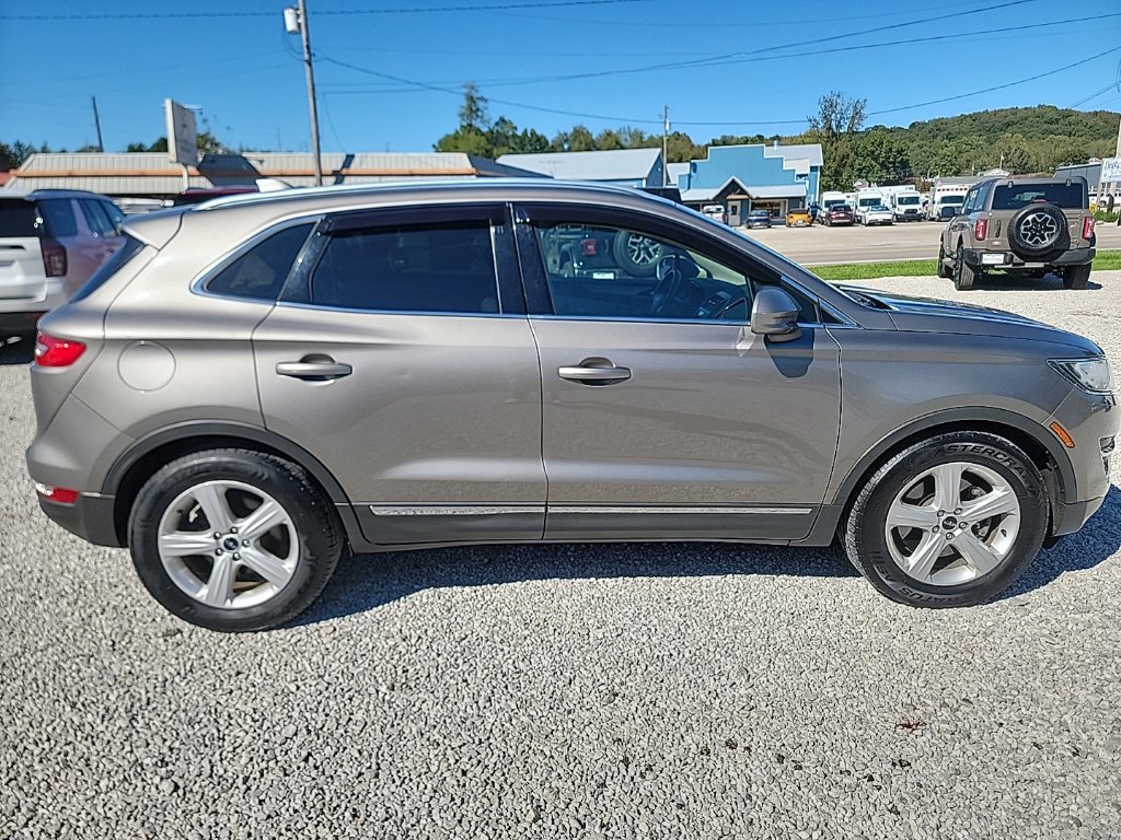 Used 2017 Lincoln MKC Premiere AWD/4WD image 4