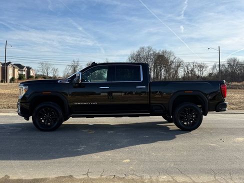 Used 2021 GMC Sierra 2500 Denali w/ Denali Black Diamond Edition image 7