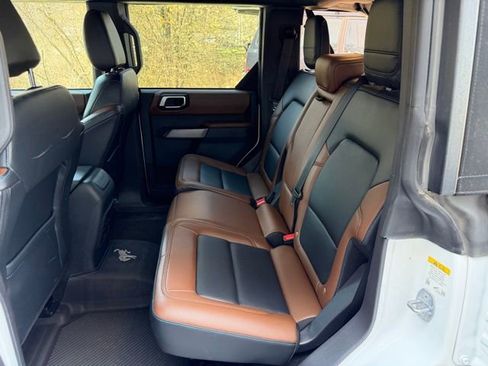 Used 2023 Ford Bronco Outer Banks image 33