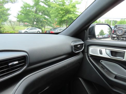 Used 2020 Ford Explorer ST w/ ST Street Pack AWD/4WD image 21