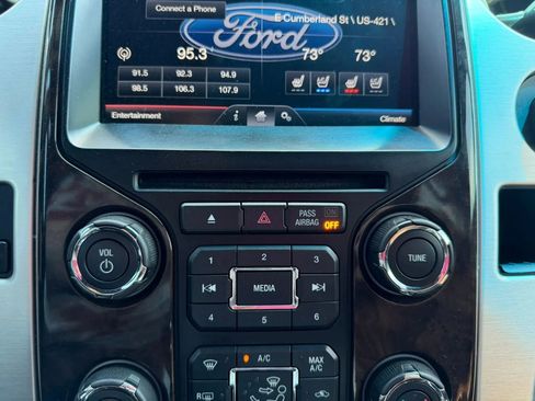 Used 2013 Ford F150 Platinum image 24