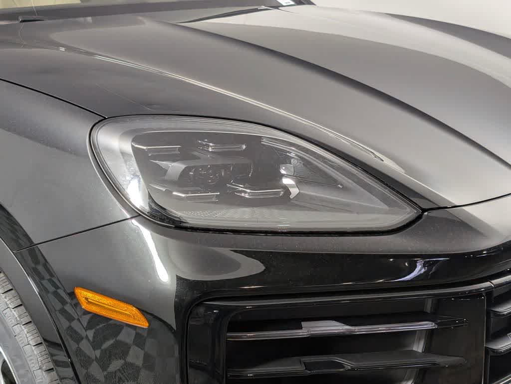 Used 2026 Porsche Cayenne Coupe AWD/4WD image 15