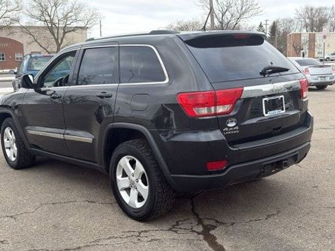 Used 2012 Jeep Grand Cherokee Laredo image 4