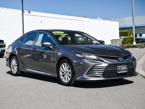 Used 2022 Toyota Camry LE w/ Carpet Mat Package (TMS) image 1