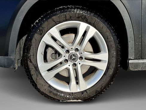 Used 2019 Mercedes-Benz GLA 250 4MATIC image 8