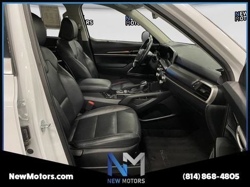 Used 2023 Kia Telluride S AWD/4WD image 15