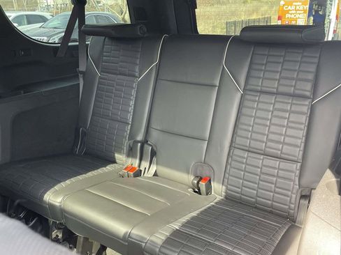 Used 2022 Cadillac Escalade ESV Sport Platinum w/ Heavy-Duty Trailer Package image 12