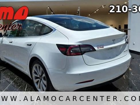 Used 2018 Tesla Model 3 Long Range AWD/4WD image 3
