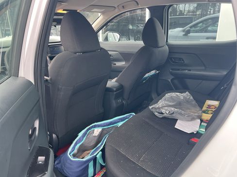 Used 2025 Nissan Kicks S w/ Charging Package image 6