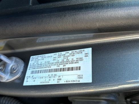 Used 2025 Ford Escape Active image 29