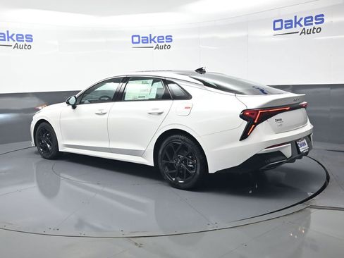 New 2026 Kia K5 GT-Line w/ GT-Line Premium Package FWD image 6