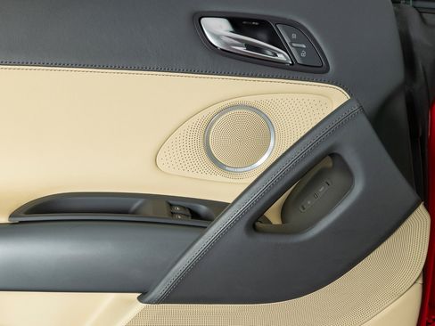 Used 2010 Audi R8 V10 image 42