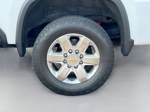Used 2022 Chevrolet Silverado 2500 LTZ w/ LTZ Plus Package AWD/4WD image 38