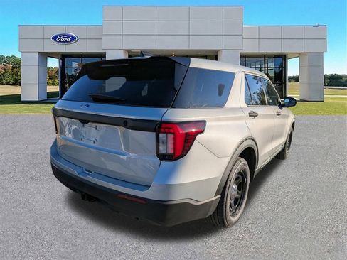 New 2026 Ford Explorer 4WD Police Interceptor image 4