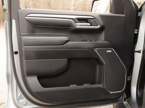 Used 2024 Chevrolet Silverado 1500 LTZ image 24