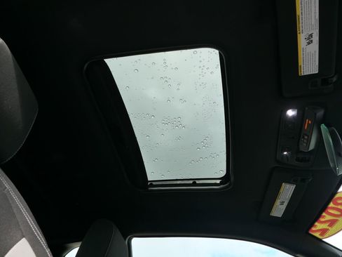 Used 2022 Chevrolet Camaro SS image 25