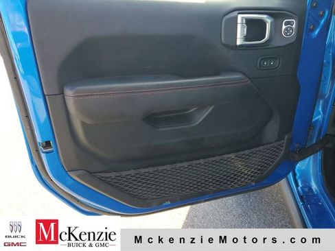Used 2022 Jeep Wrangler Rubicon AWD/4WD image 8