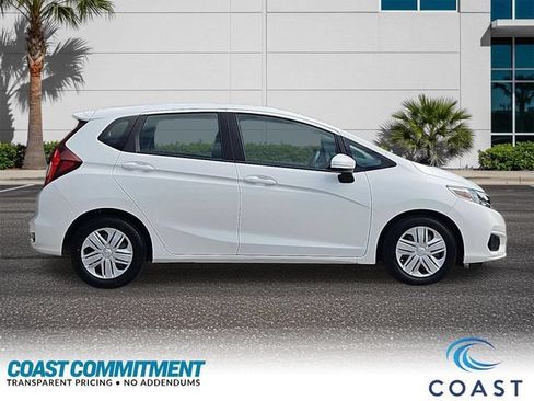 Used 2018 Honda Fit LX image 5