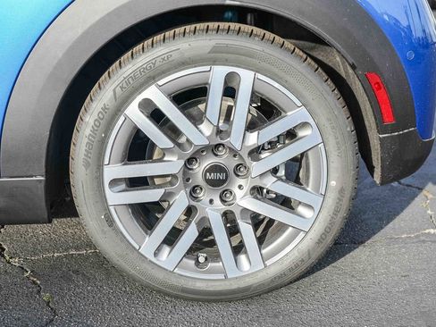 New 2026 MINI Cooper S image 9