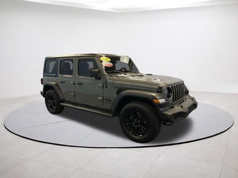 Used 2022 Jeep Wrangler Unlimited Sport image 7