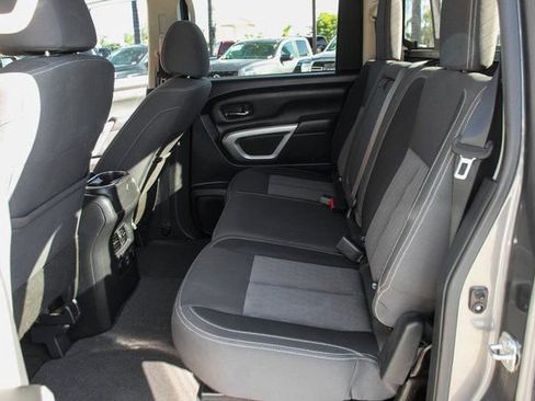 Used 2023 Nissan Titan SV w/ SV Convenience Package image 32