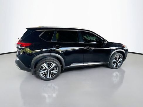 Used 2023 Nissan Rogue Platinum FWD image 9