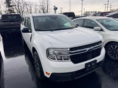 Used 2024 Ford Maverick Lariat image 3
