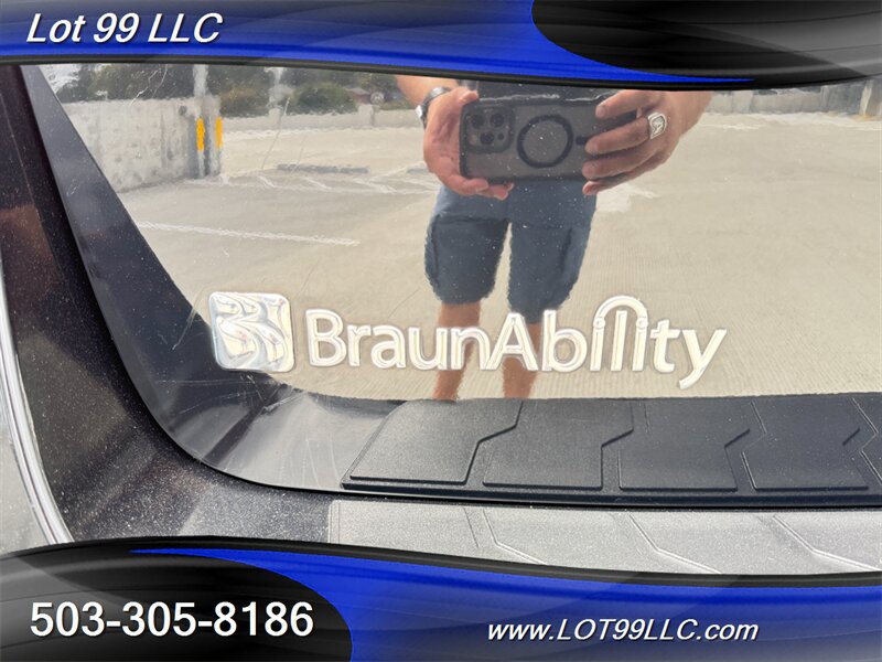 Used 2011 Honda Odyssey Touring image 67