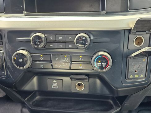 Used 2023 Ford F250 XL w/ XL Chrome Package image 24